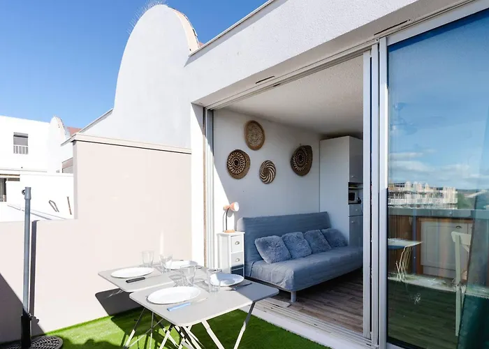 Avec Terrasse, Animaux Admis, Pour 4 Personnes - Fr-1-409a-33 *